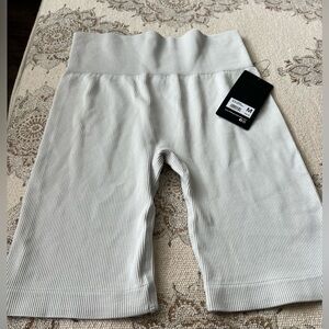 90 Degree by Reflex Workout 5" Biker Shorts Gray M SEE GRAY TOP TO MATCH